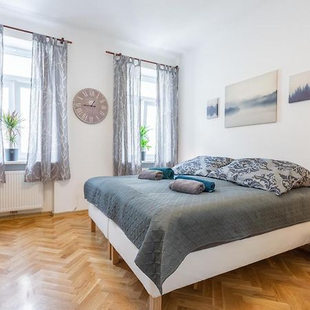 Revliving Apartments Eggenburg Ngoại thất bức ảnh