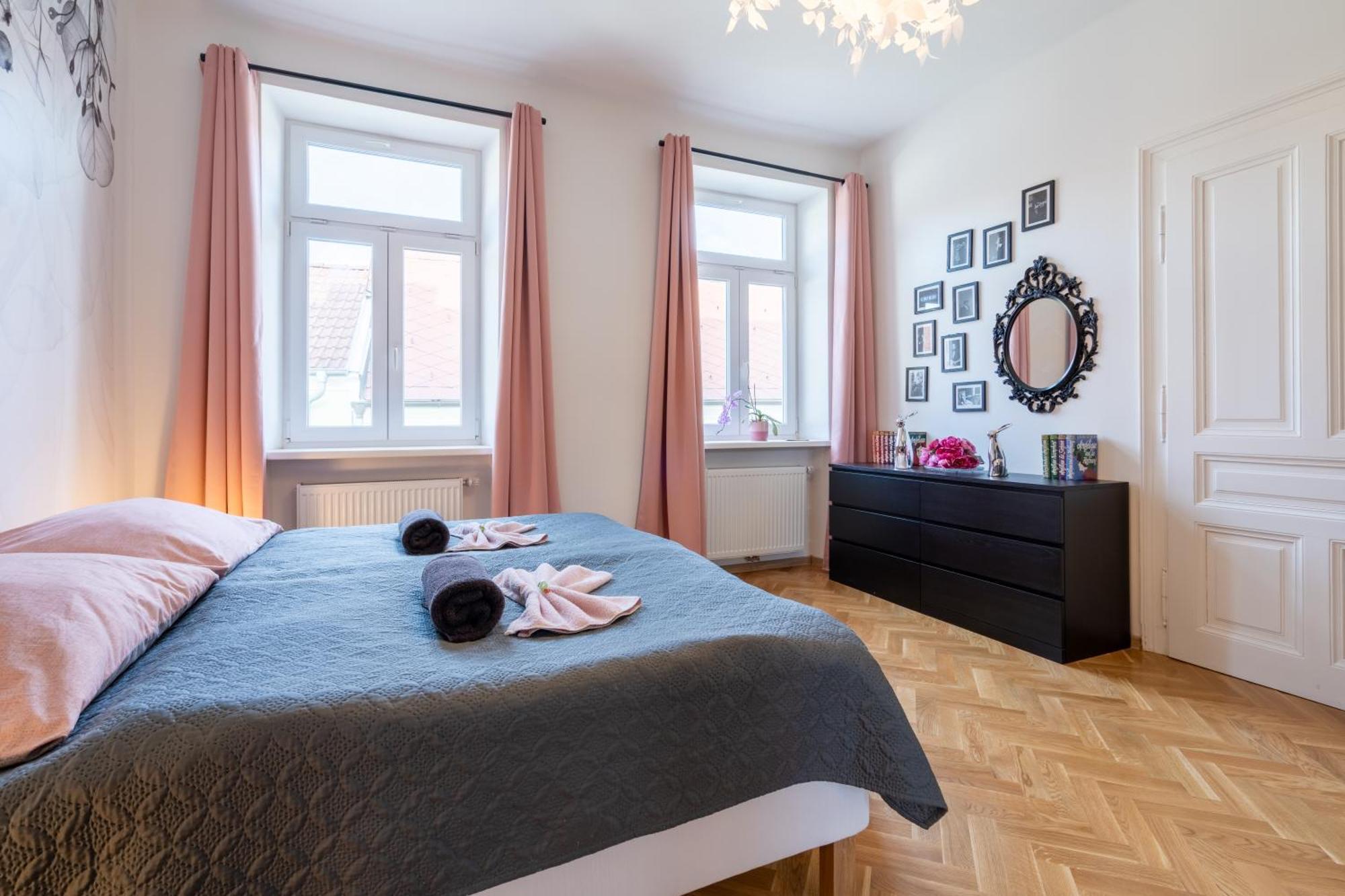 Revliving Apartments Eggenburg Ngoại thất bức ảnh