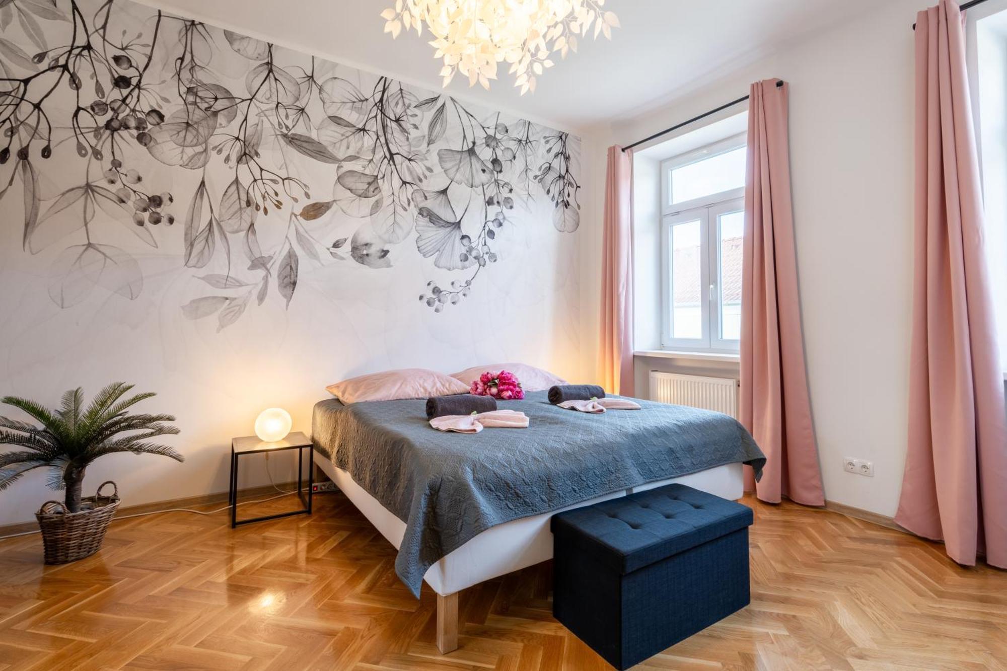 Revliving Apartments Eggenburg Ngoại thất bức ảnh