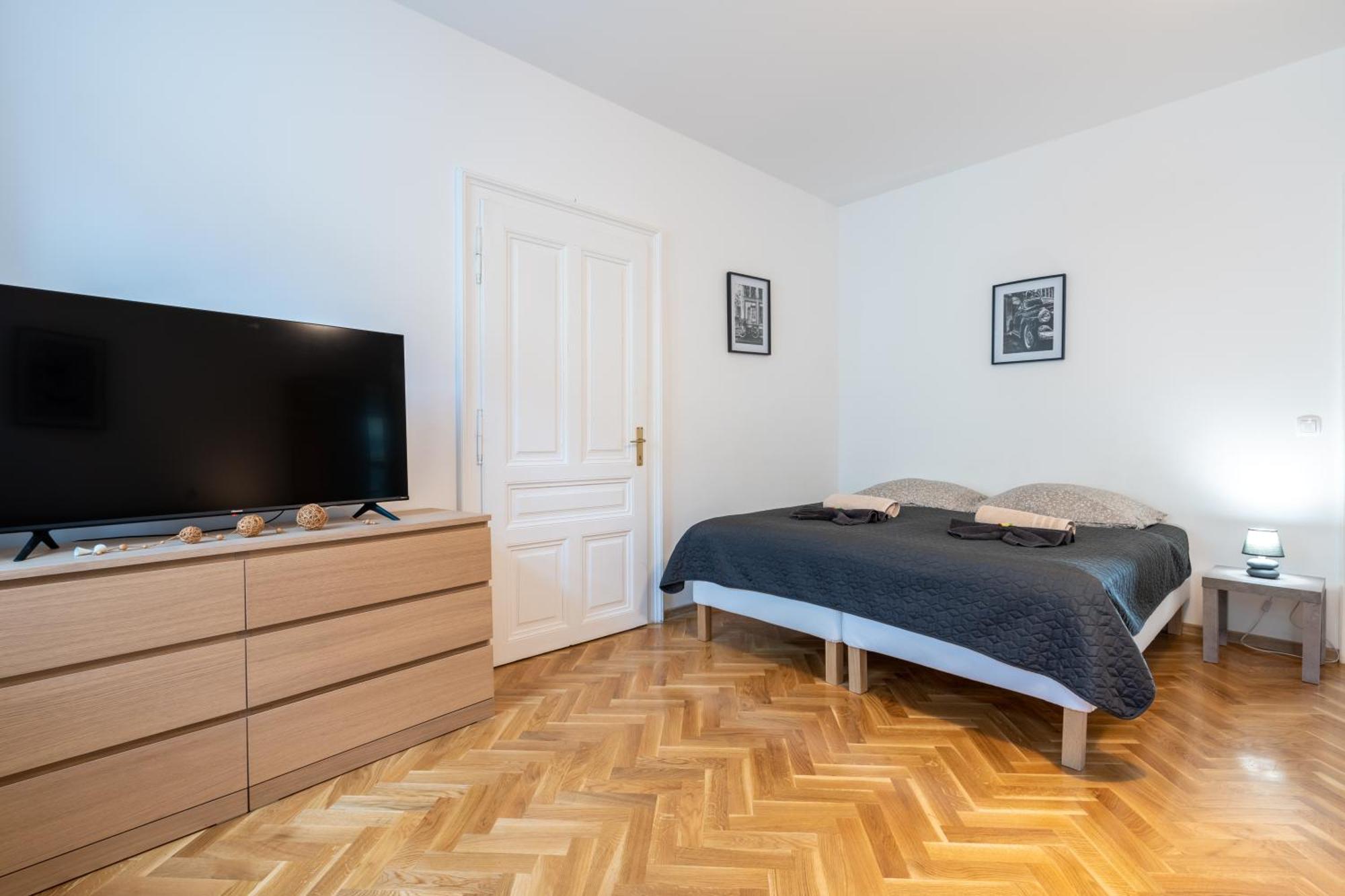 Revliving Apartments Eggenburg Ngoại thất bức ảnh